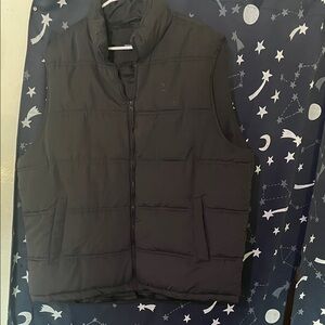 Men's Black Puffer Vest